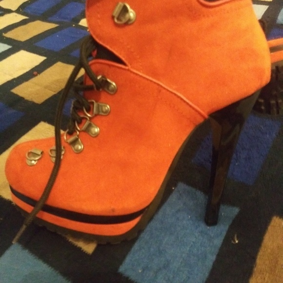 Xhilaration high heels - Picture 3 of 5